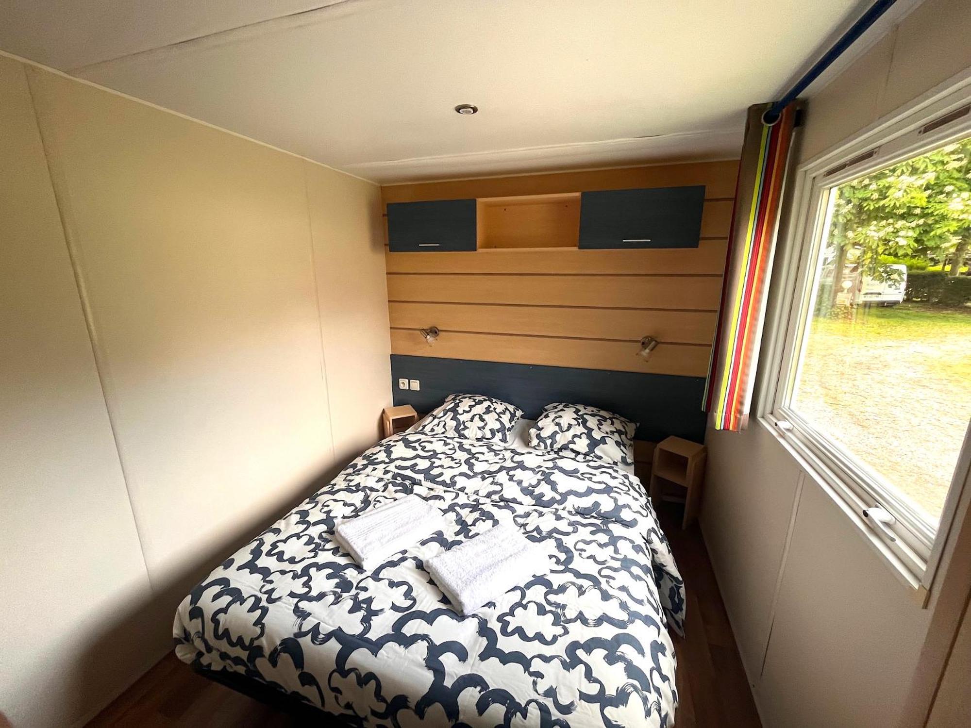 Les Pinots D'Alsace - 3 Bungalows Climatises Avec Tv - Proche Europa Park Boofzheim Room photo